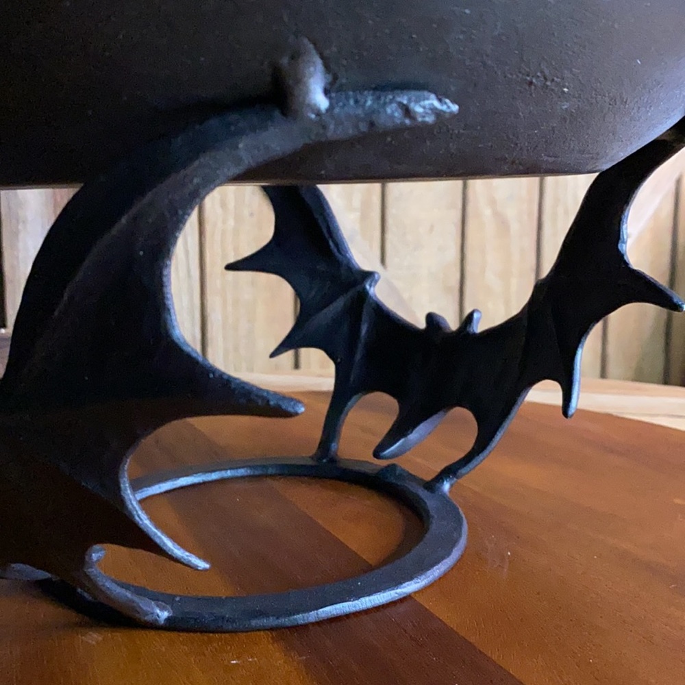 Pottery Barn Trick or Treat Bat Candy Bowl 🦇🍬🎃 - Picture 7 of 17